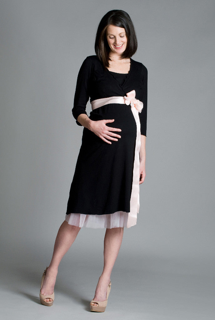 3 Breastfeeding and Maternity Christmas Party Looks