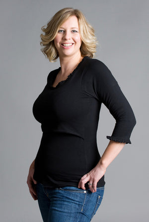 Effortless Scoop Neck Nursing Top in Black