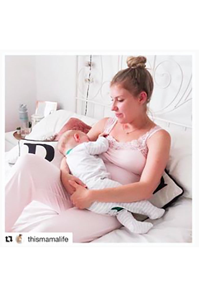 instagrammer thismamalife pink pjs